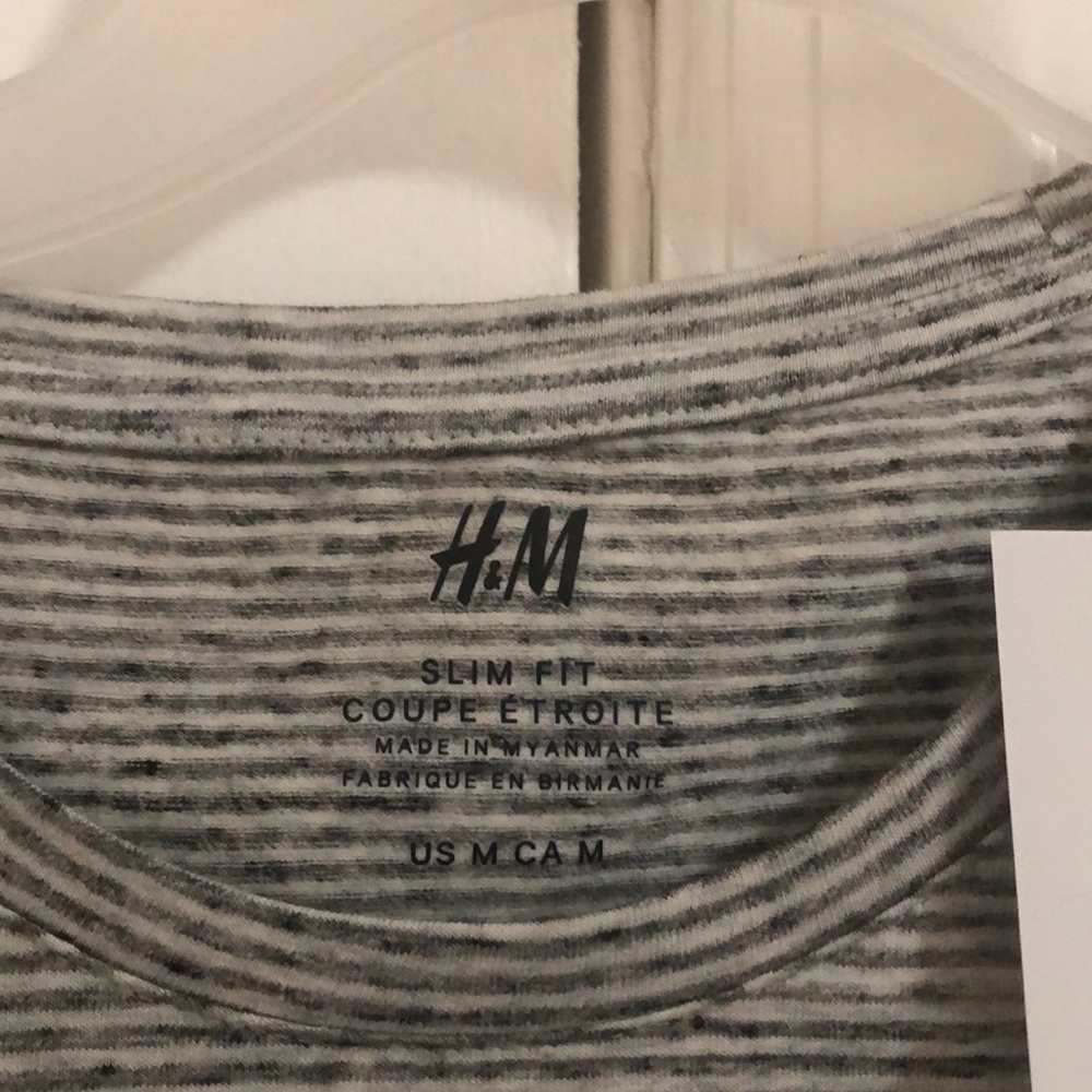 H$M - Picture 2 of 4